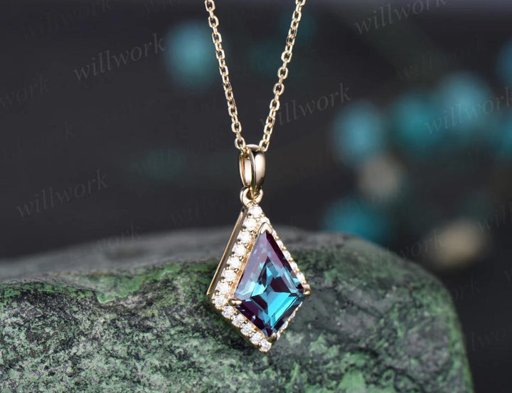 Vintage Kite cut alexandrite earrings necklace set solid 9k 14k white gold bezel halo moissanite unique pendant Women anniversary gift