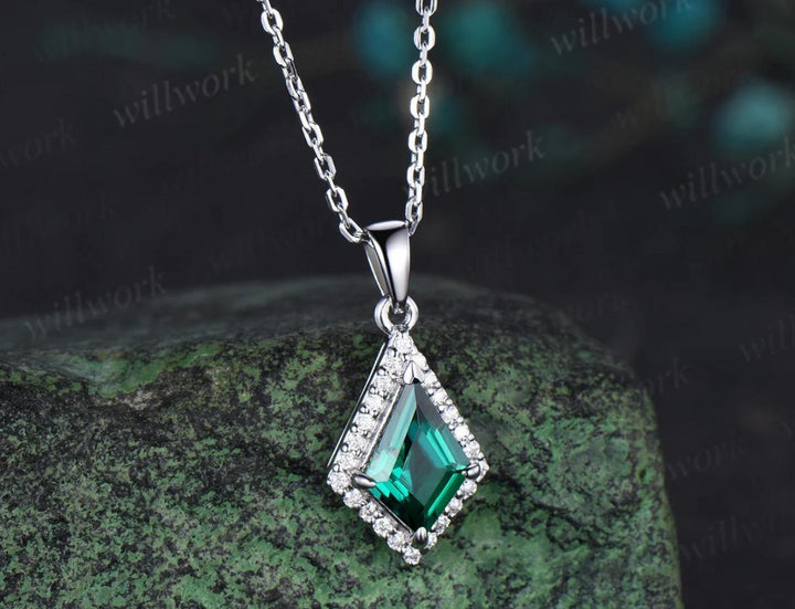 Kite cut green emerald earrings necklace set solid 14k white gold bezel halo moissanite unique pendant for Women anniversary gift