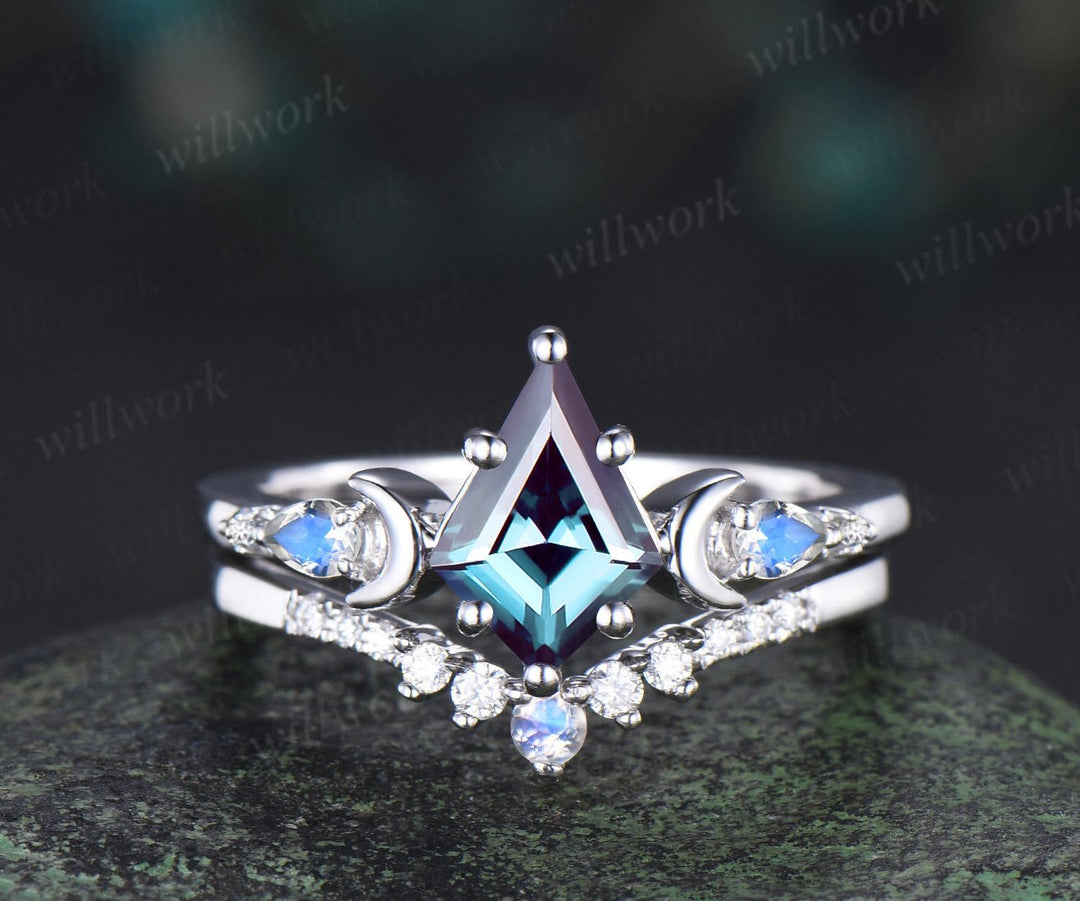 3pc kite cut Alexandrite ring vintage white gold moon five stone engagement ring set moonstone diamond unique wedding promise ring women