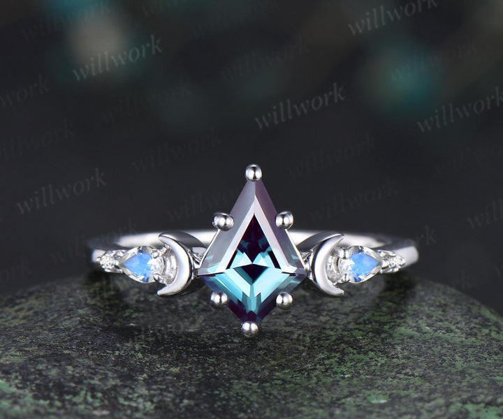 3pc kite cut Alexandrite ring vintage white gold moon five stone engagement ring set moonstone diamond unique wedding promise ring women