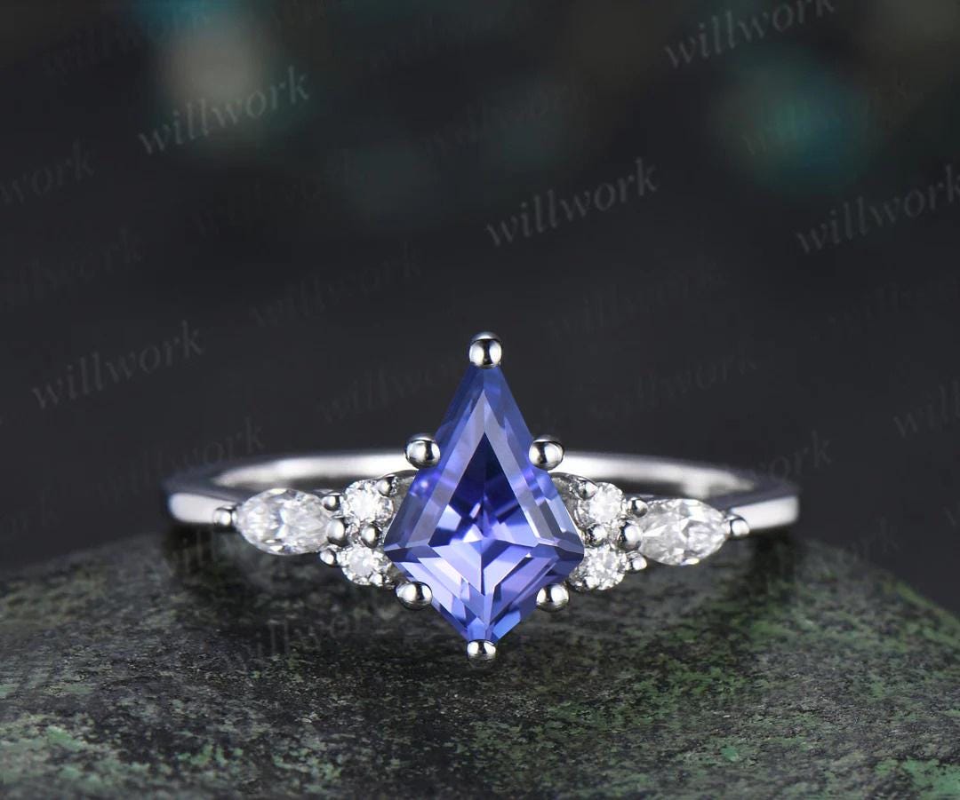 Kite cut tanzanite engagement ring set sapphire moissanite vintage 14k white gold ring leaf nature inspired wedding band bridal set gift