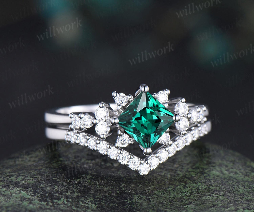 Princess cut red green emerald engagement ring cluster diamond wedding ring set women May birthstone