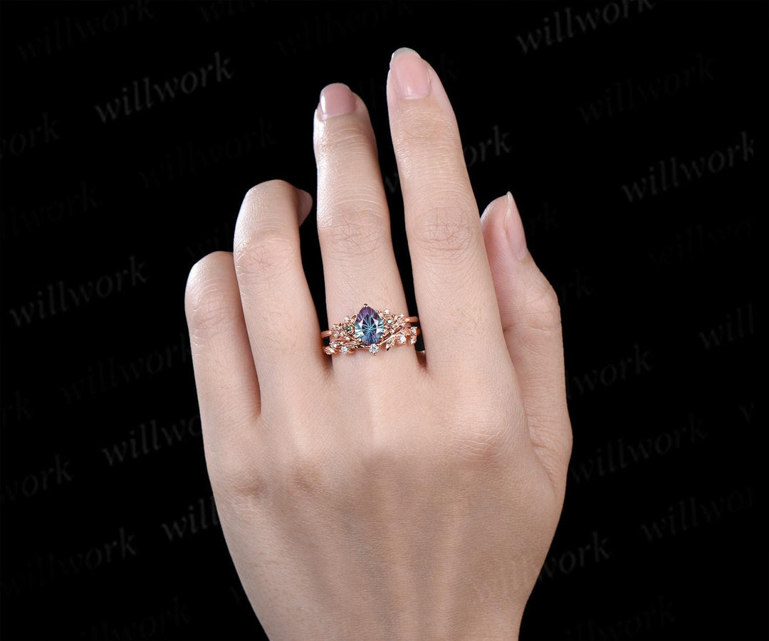 Vintage pear fireworks cut alexandrite engagement ring solid 14k rose gold leaf floral unique cluster emerald wedding ring set women
