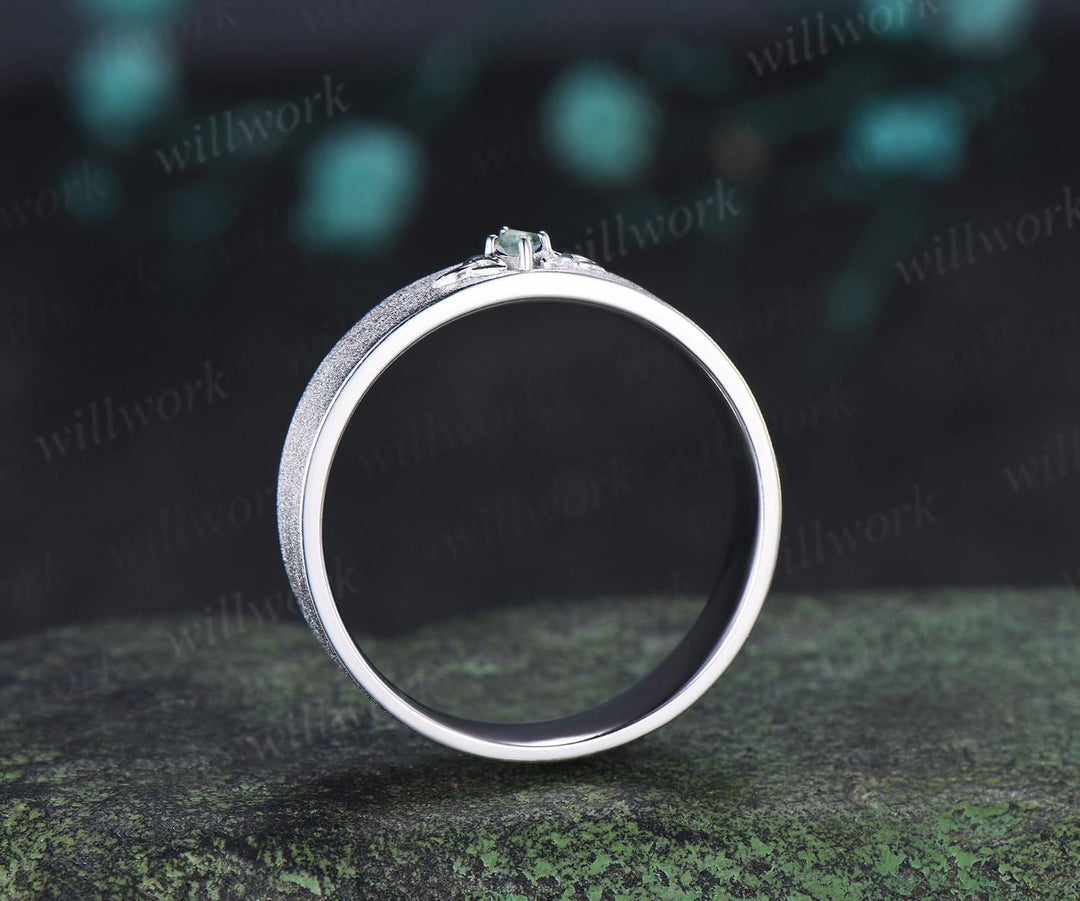 Kite cut moss agate celtic knot wedding band mens brushed bridal ring 14k white gold retro anniversary gift silver