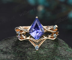 Kite Tanzanite Engagement Ring Set Vintage Twig Alexandrite Accent Ring Branch Ring Curved Wedding Band Unique Bridal Set