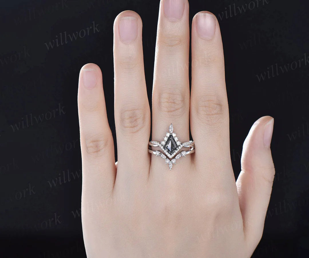 Vintage kite cut salt and pepper diamond engagement ring set twisted infinity diamond wedding bridal ring set women gifts