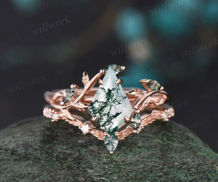 Vintage oval cut green moss agate engagement ring rose gold art deco cluster leaf nature inspired bridal promise wedding ring set women