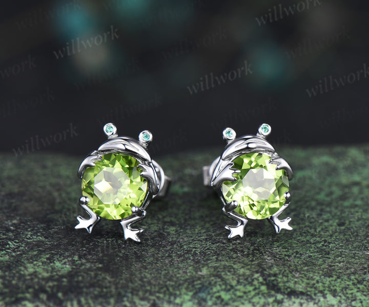 Frog stud earrings round peridot earrings 14k white gold emerald nature animal jewelry gift