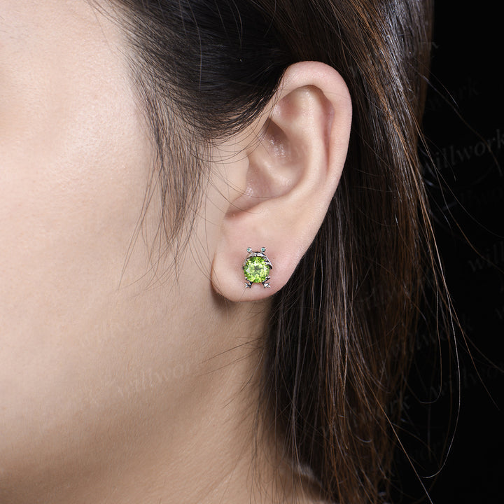 Frog stud earrings round peridot earrings 14k white gold emerald nature animal jewelry gift