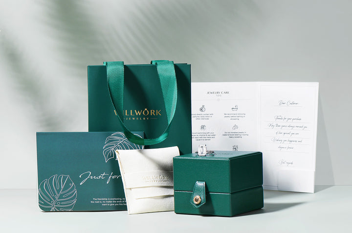 Exquisite Gift Package for Jewelry