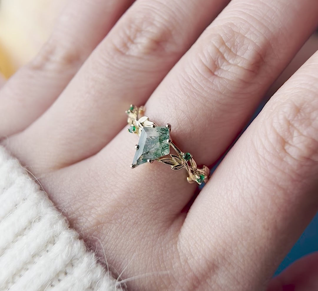 Twig moss agate ring vintage kite cut moss agate engagement ring nature inspired rose gold ring leaf emerald ring women unique wedding ring