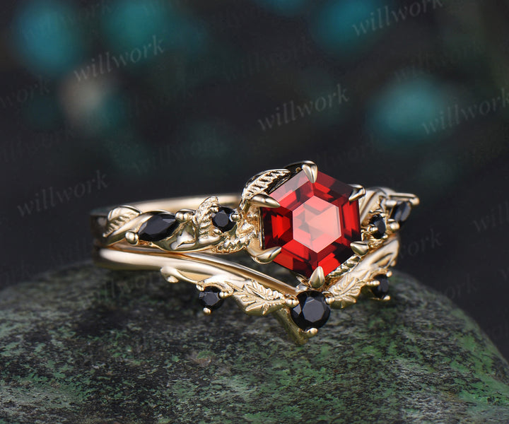 Vintage hexagon cut red garnet engagement ring set yellow gold leaf nature inspired five stone black spinel ring women