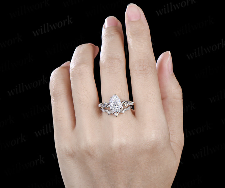 2 Carat Pear Lab Grown Diamond IGI Engagement Ring Nature Inspired Diamond Wedding Ring White Gold Diamond Bridal Ring for Her