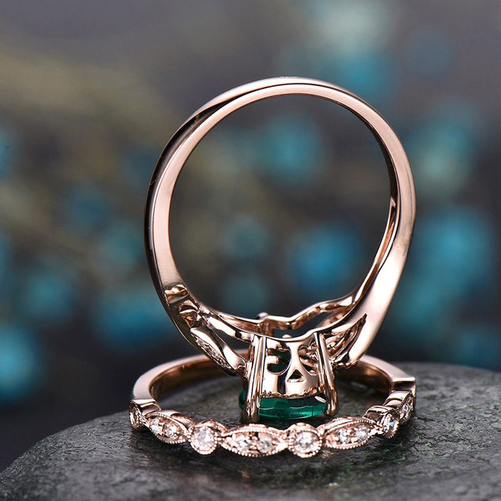 2pcs pear emerald engagement ring set rose gold emerald ring vintage art deco flower diamond wedding bridal ring set May birthstone ring