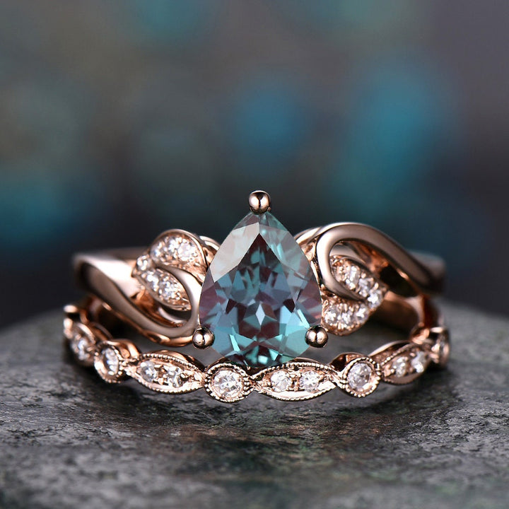 2pcs flower antique diamond ring Alexandrite engagement ring rose gold ring art deco color change Alexandrite ring vintage bridal ring set