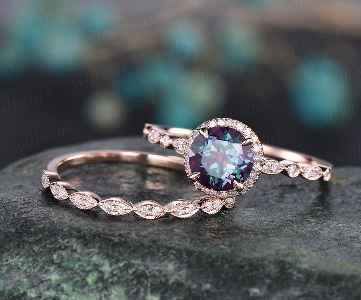 Unique round alexandrite engagement ring set art deco vintage halo milgrain diamond ring for women 14k rose gold anniversary bridal ring set