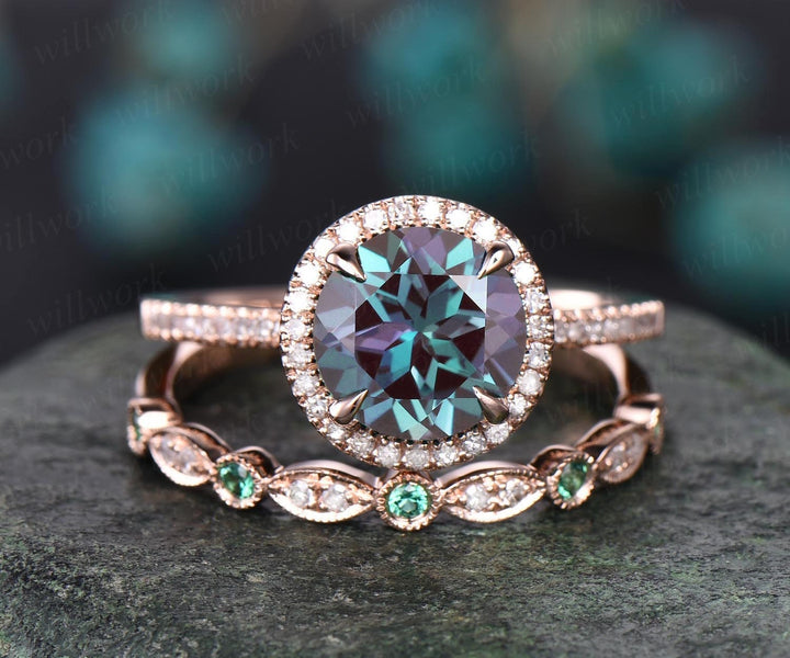 2pcs round 8mm Alexandrite engagement ring set rose gold halo ring natural emerald diamond wedding band vintage wedding bridal ring set gift