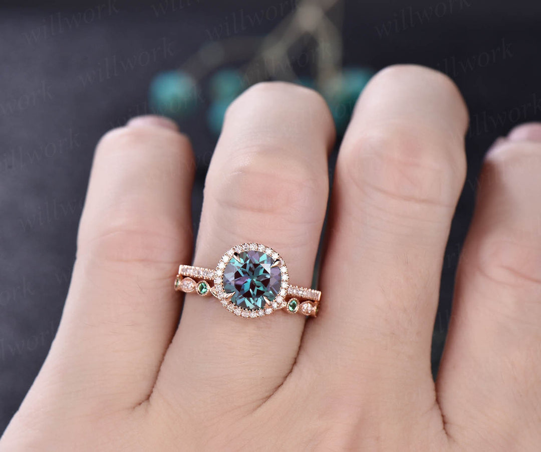 2pcs round 8mm Alexandrite engagement ring set rose gold halo ring natural emerald diamond wedding band vintage wedding bridal ring set gift