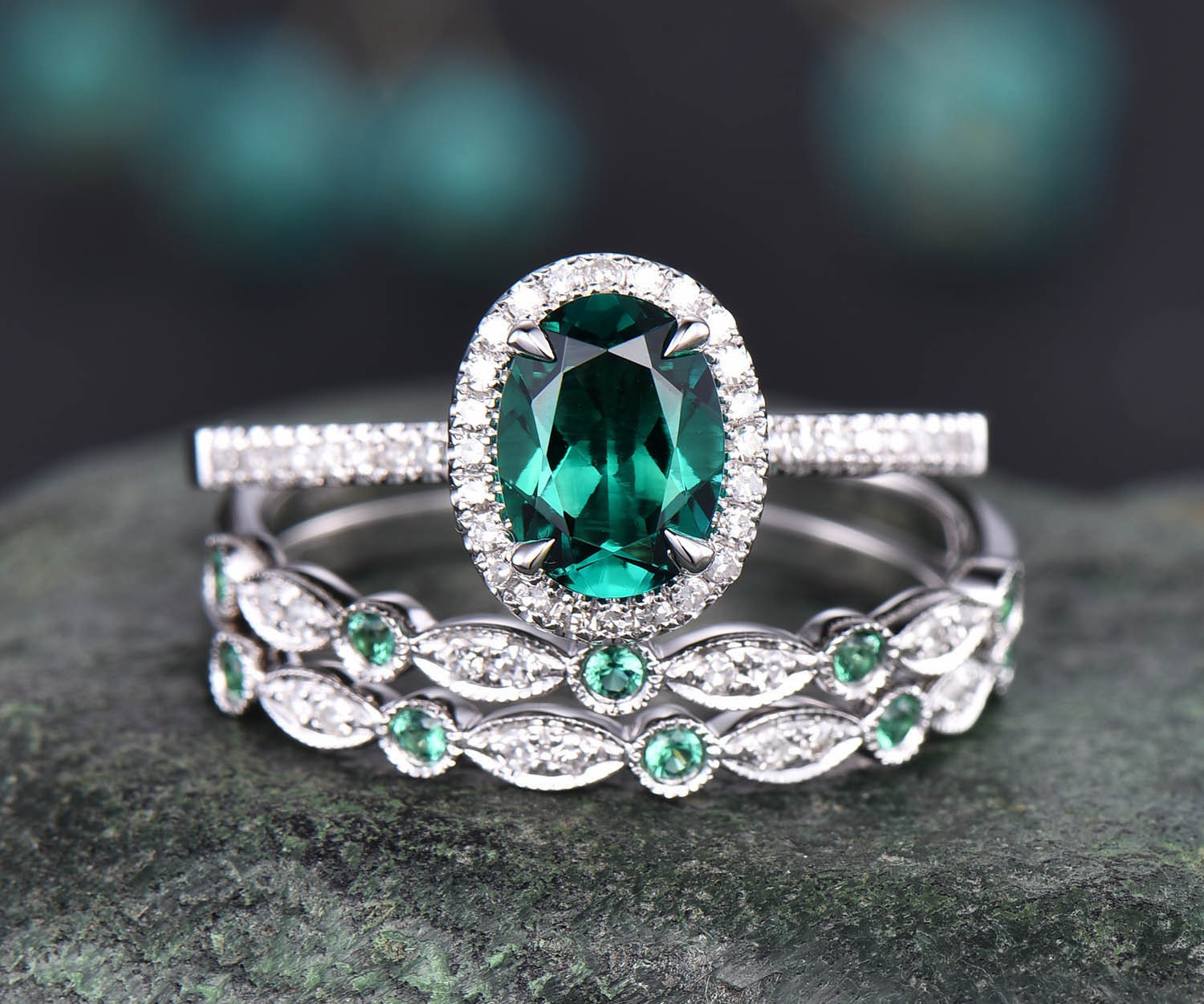 Vintage Emerald Engagement Ring, Art Deco newest Halo Emerald Ring, Oval Cut Emerald Wedding Ring, May Birthstone Ring, Emerald Ring, Cluster Ring.