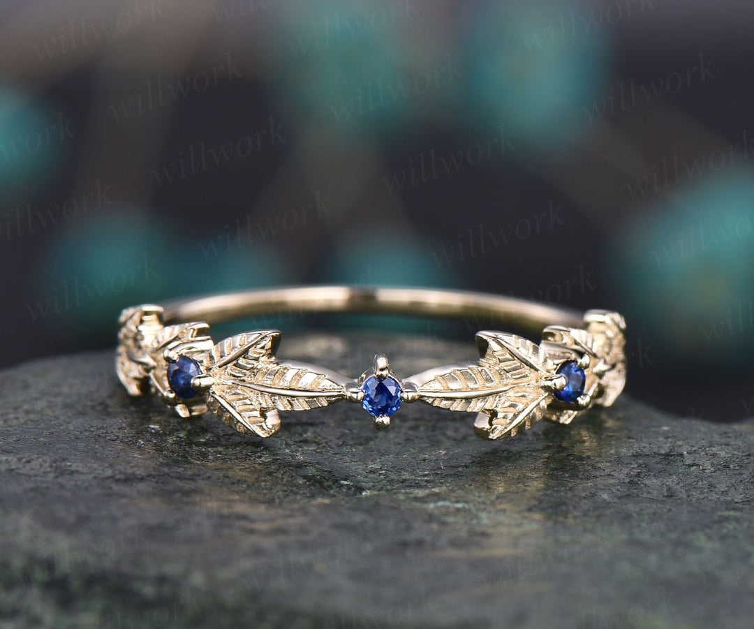 Vintage natural sapphire ring band leaf sapphire wedding band 14k yellow gold September birthstone ring unique engagement ring gift for her