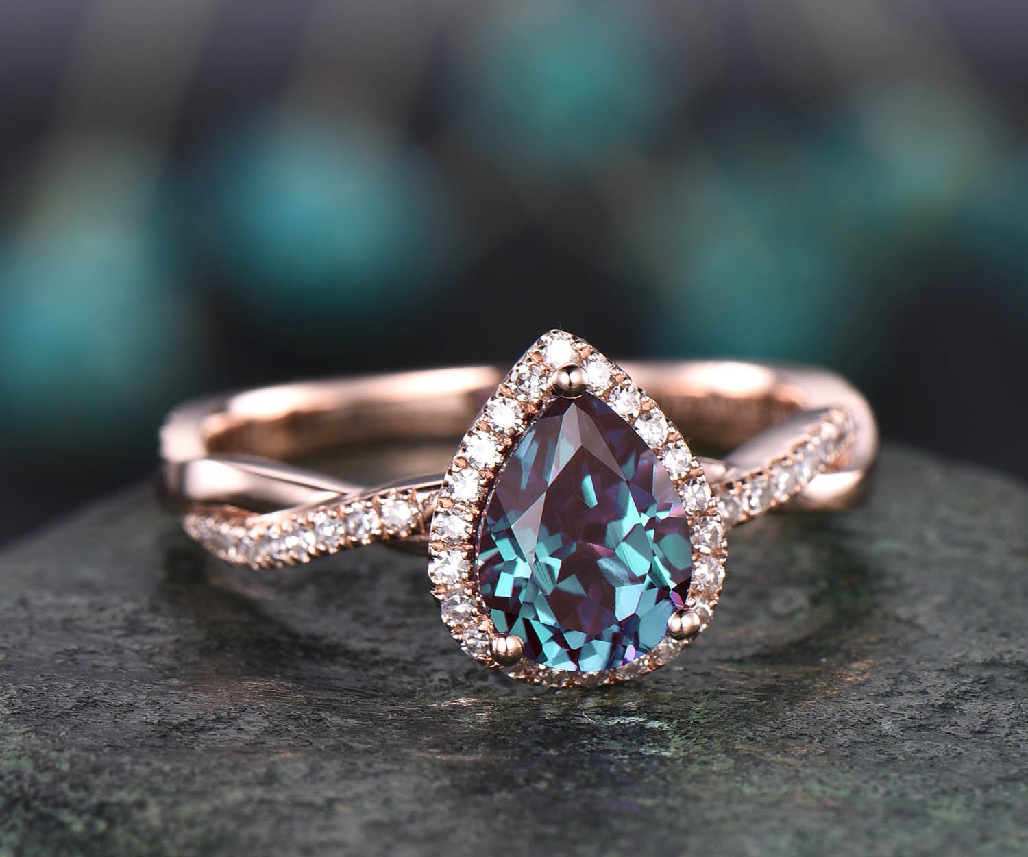 Pear shaped on sale alexandrite ring