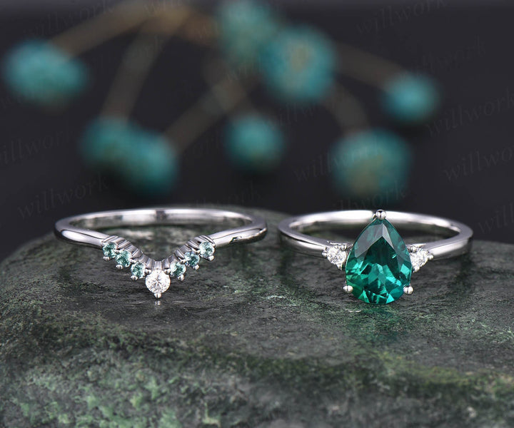 White gold ring 2pcs emerald ring set emerald engagement ring set May birthstone ring moissanite three stone ring alexandrite wedding band