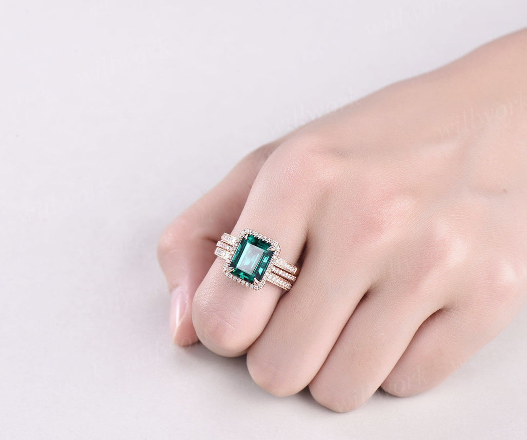 Emerald cut emerald engagement ring set