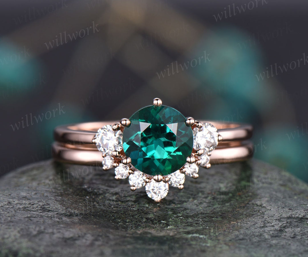 2pcs round emerald engagement ring set emerald rings for women vintage emerald bridal set solid 14k rose gold moissanite ring jewelry gift