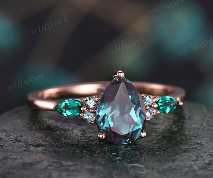 Teardrop shape Alexandrite engagement ring vintage Alexandrite jewelry marquise emerald ring for women rose gold dainty ring unique ring