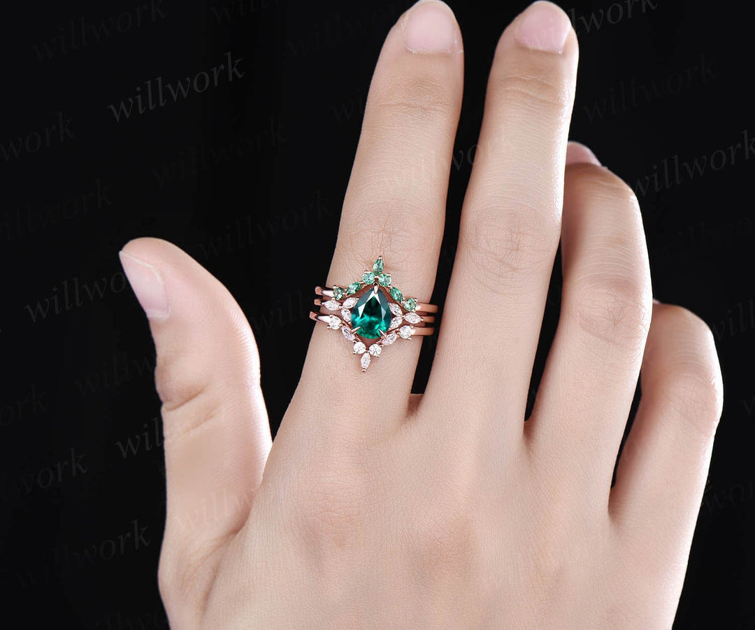 3pcs emerald engagement ring set vintage marquise emerald ring for women rose gold ring unique moissanite ring set bridal wedding ring set