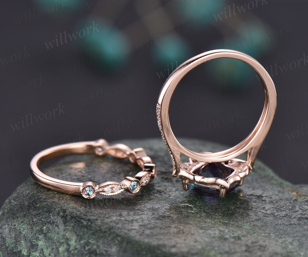 Cushion cut Alexandrite engagement ring set halo flower unique vintage diamond rose gold engagement ring wedding ring set for women jewelry