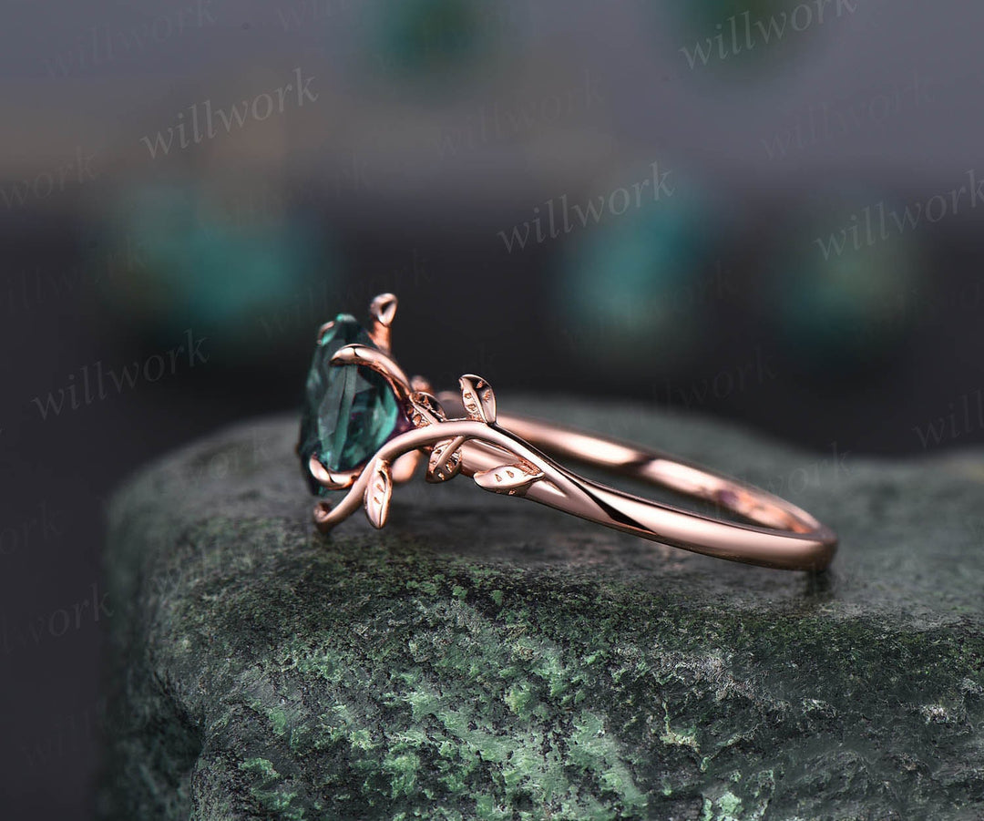 Oval cut emerald ring gold silver for women green emerald engagement ring leaf vintage solitaire unique alternative engagement ring gifts