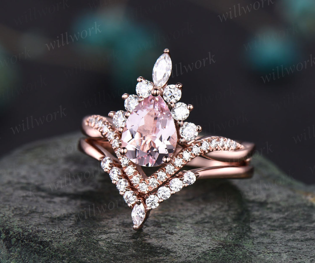 Women's Vintage Pear Pink Morganite Engagement Ring