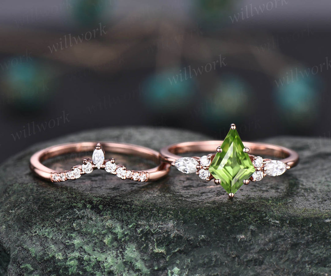 Vintage kite cut green peridot engagement ring set 14k rose gold marquise cut diamond ring for women unique promise bridal wedding ring set