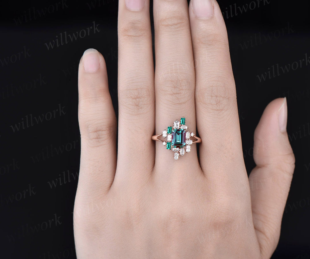 Vintage emerald cut Alexandrite engagement ring 14k rose gold baguette cut emerald ring women cluster moissanite wedding anniversary ring