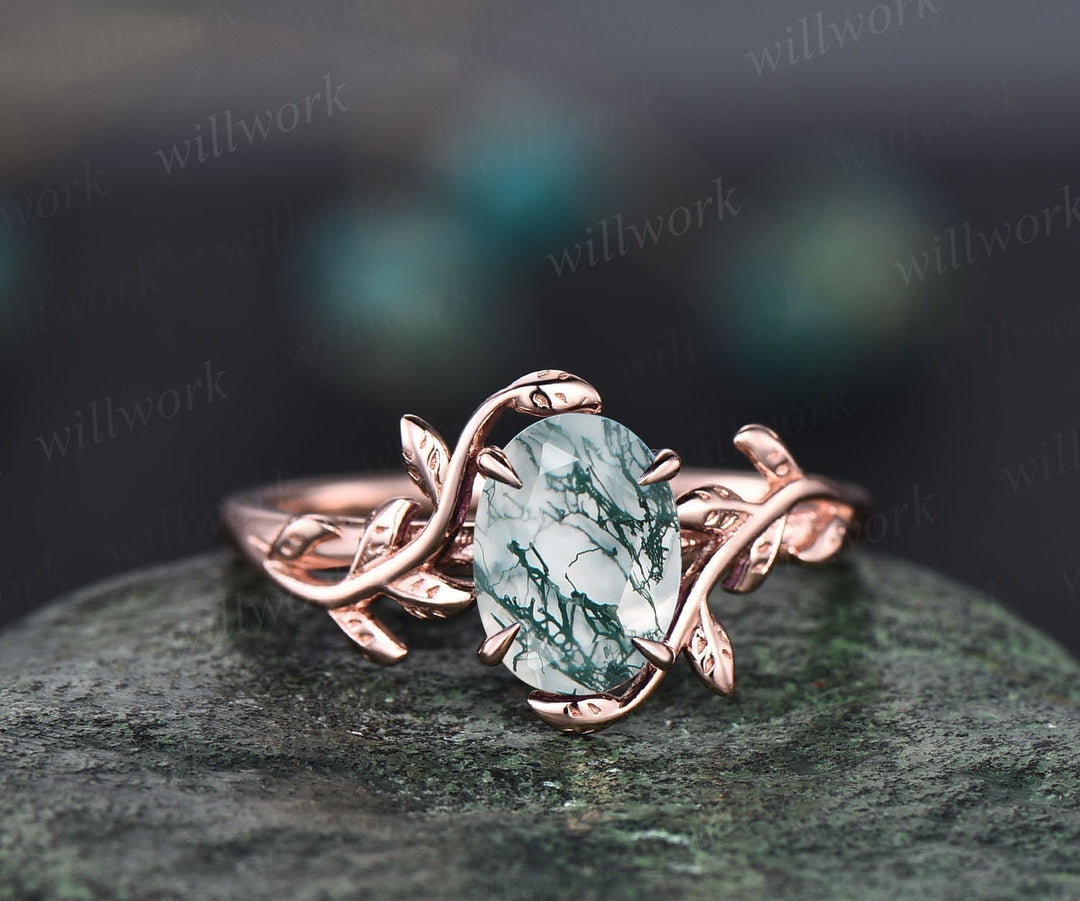 Bague de fiançailles solitaire ovale