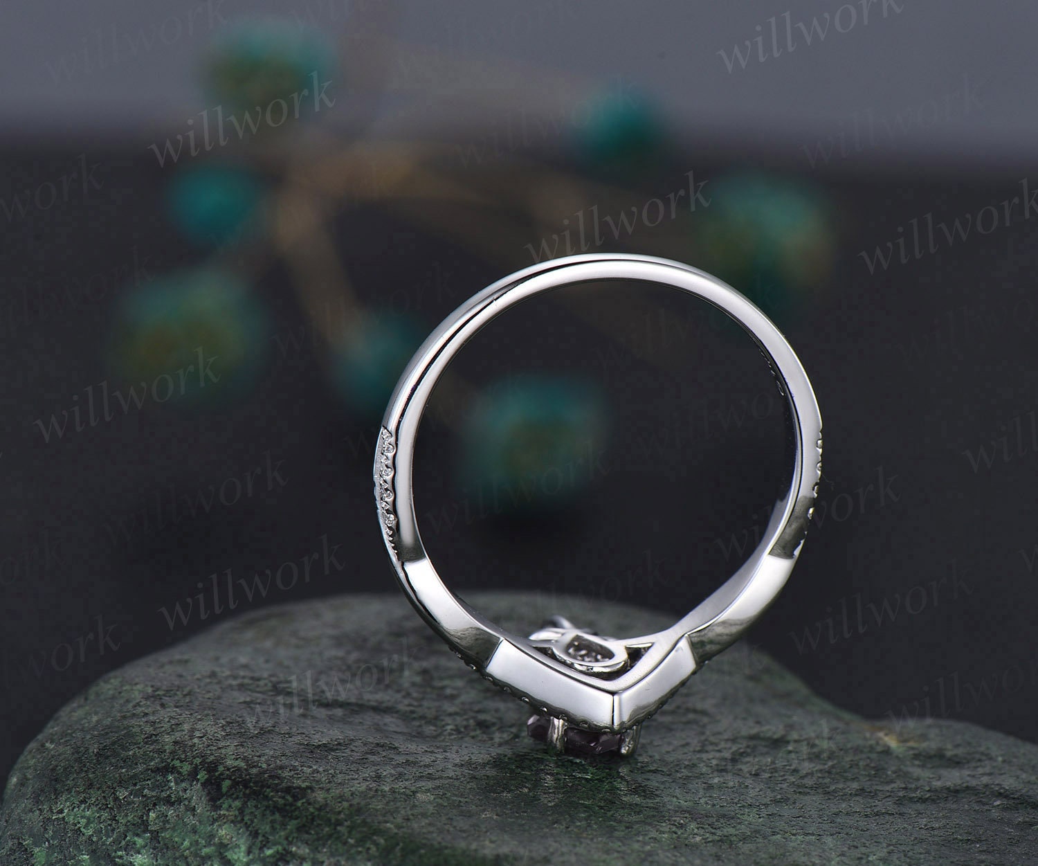 Skive Jewelry | Assassin's Creed® Mirage Ring (Silver)