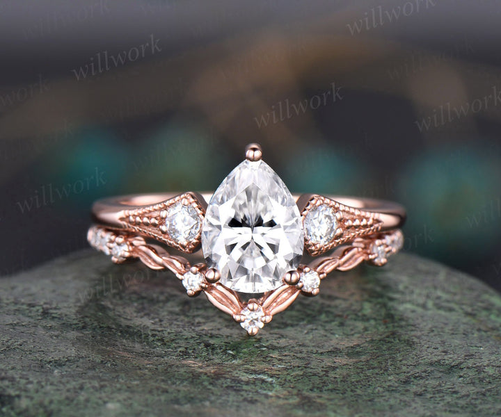 Vintage pear shaped moissanite engagement ring set leaf art deco diamond ring set three stone Milgrain antqiue wedding ring set women gift