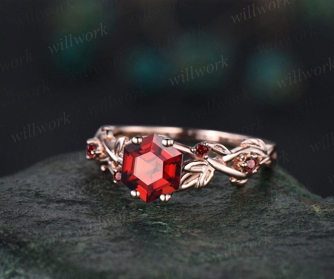Unique Garnet Engagement Rings Rose Gold Red Gemstone Wedding Ring January  Birthstone Jewelry Ring Moissanite Cluster Wings Rings for Women 