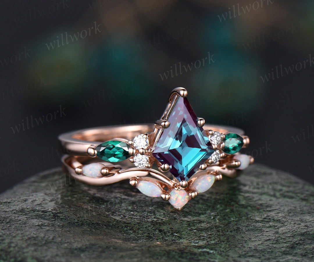 Kite cut Alexandrite engagement ring marquise cut amethyst ring 14k rose gold diamond opal ring women unique wedding ring set jewelry gift