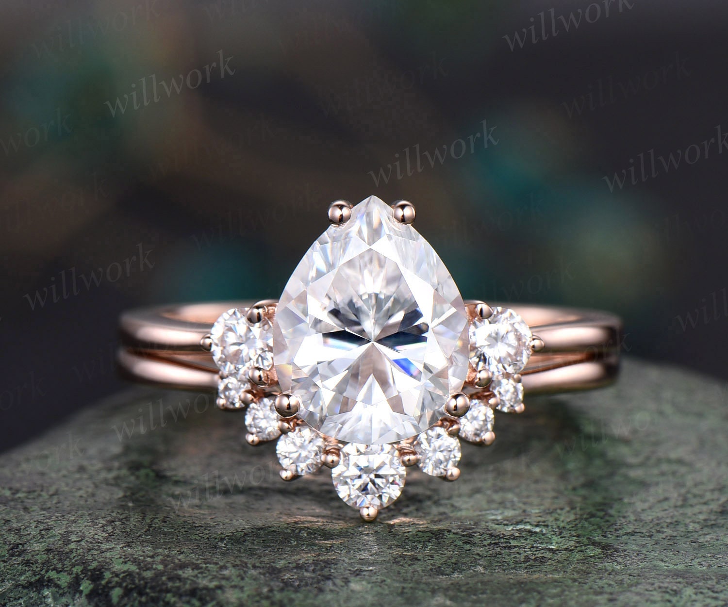 Rose gold pear hot sale shaped wedding set