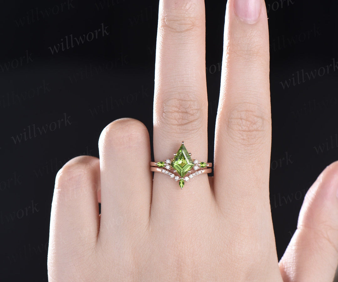 8x11mm kite cut peridot ring solid 14k rose gold green peridot engagement ring se  women art deco vintage diamond wedding bridal ring set