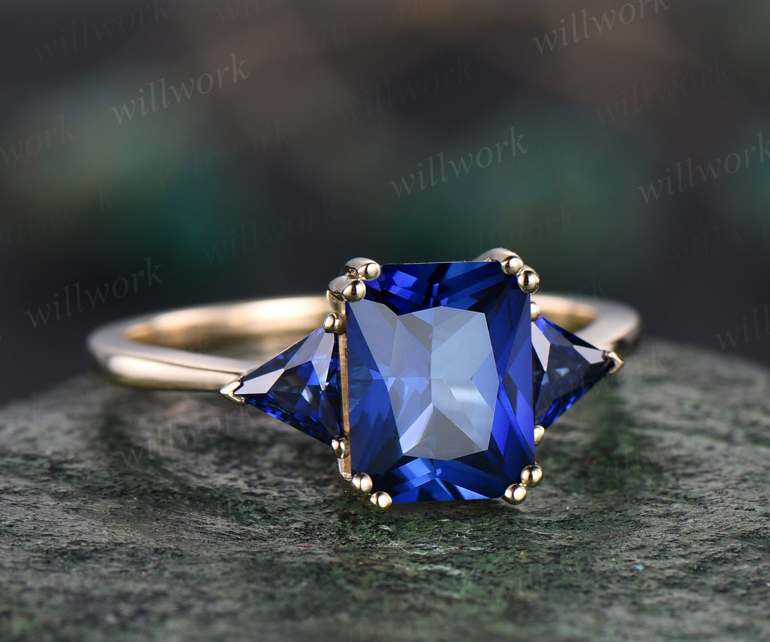 Trillion cut sapphire ring sale