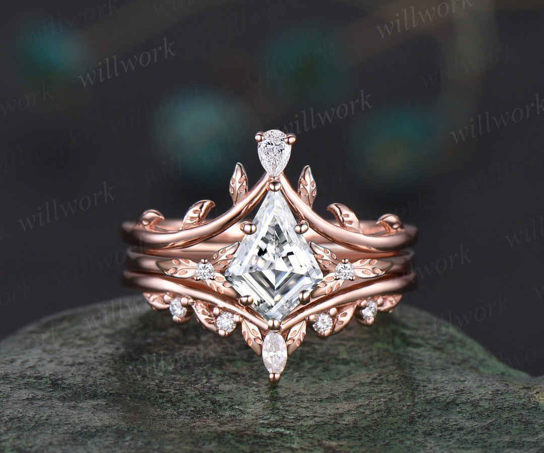 Kite cut Moissanite ring vintage leaf diamond ring unique nature inspired engagement ring women rose gold wedding bridal ring set jewelry