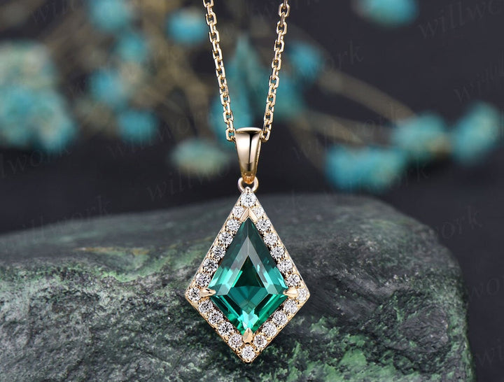 Vintage kite green emerald necklace solid 14k 18k rose gold halo diamond pendant dainty unique bridal anniversary gift for women mother